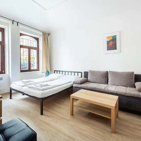 Family Apartments Praha 6 Exterior photo