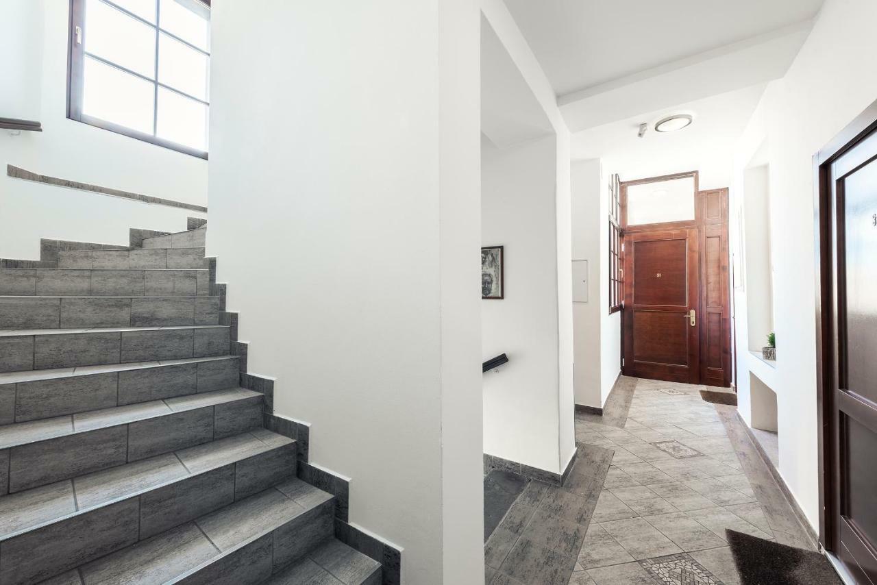 Family 6 Apartment Prag
