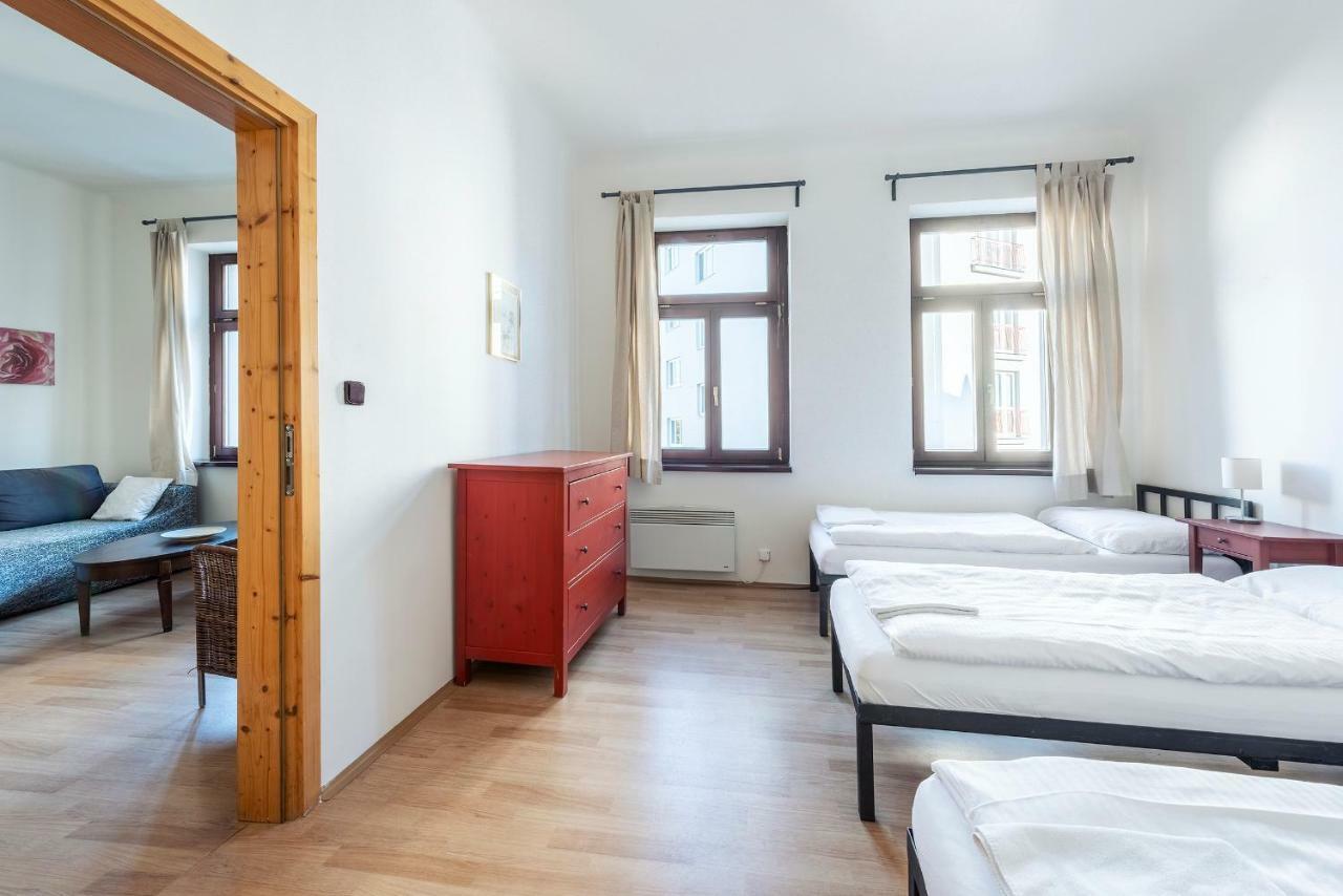 Family 6 Apartment Prag
